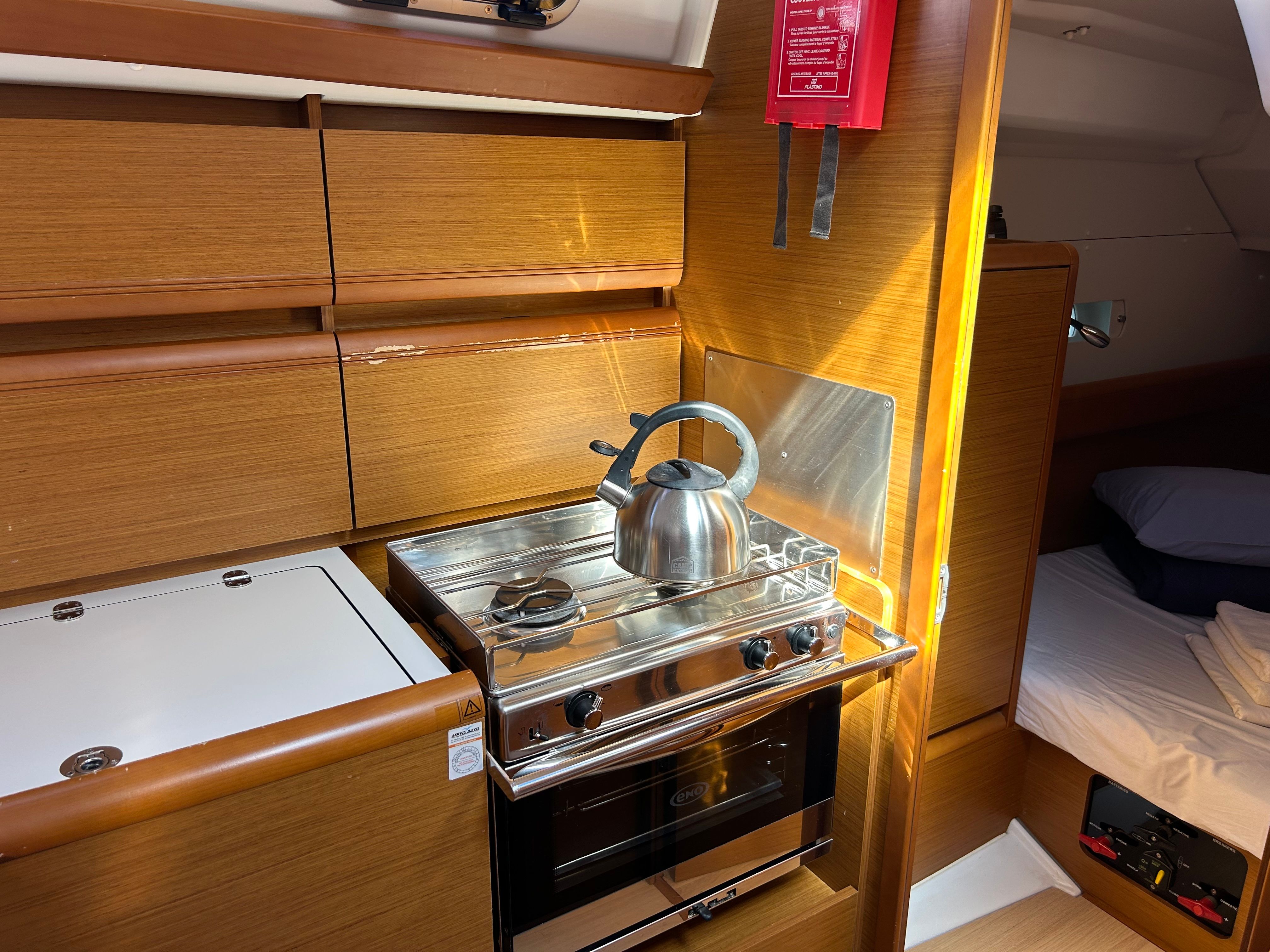 Jeanneau Sun Odyssey 389 | Sunsail 20