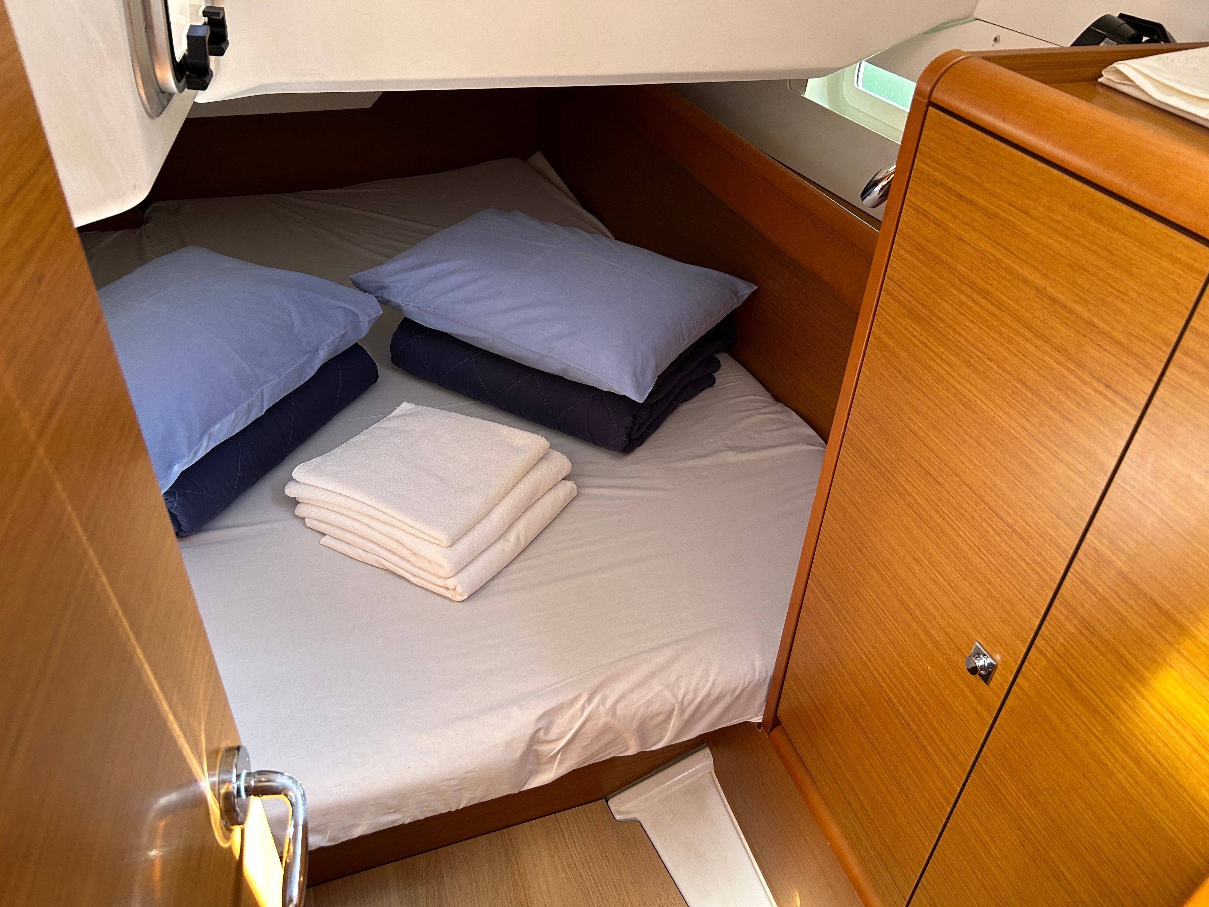 Jeanneau Sun Odyssey 389 | Sunsail 20
