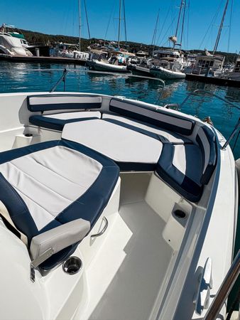 Jeanneau Cap Camarat 9.0 | Menorcamar 9