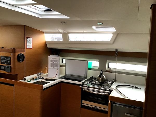 Jeanneau Sun Odyssey 490 | Helia