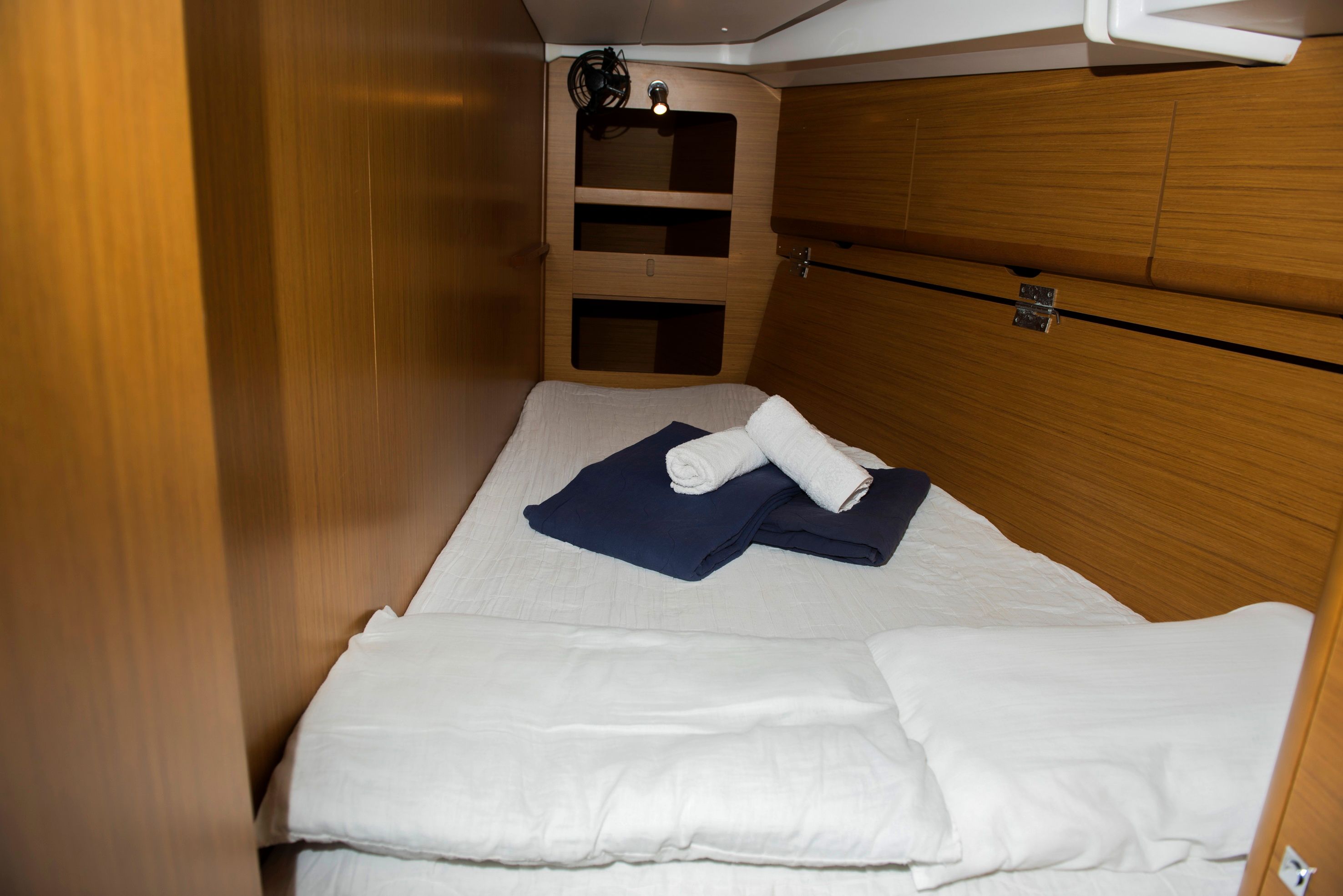 Jeanneau Sun Odyssey 44i | Eleni