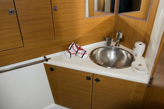 Jeanneau Sun Odyssey 44i | Eleni