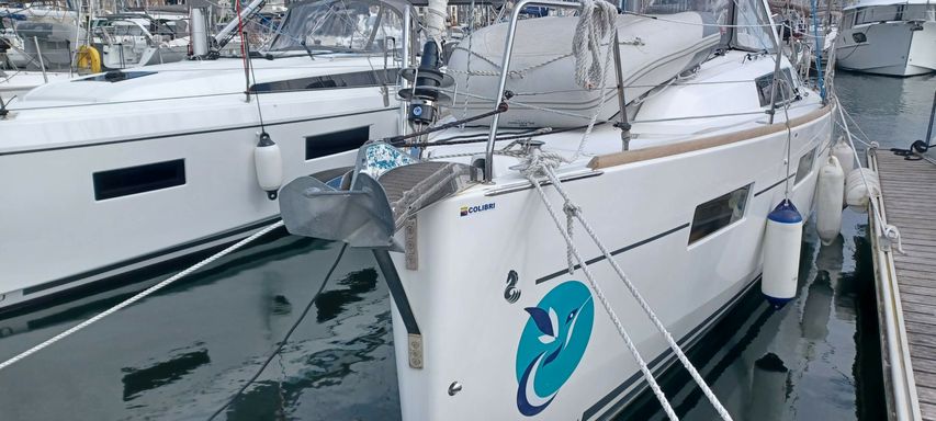 Oceanis 35