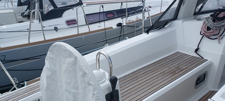 Beneteau Oceanis 35 | Colibri