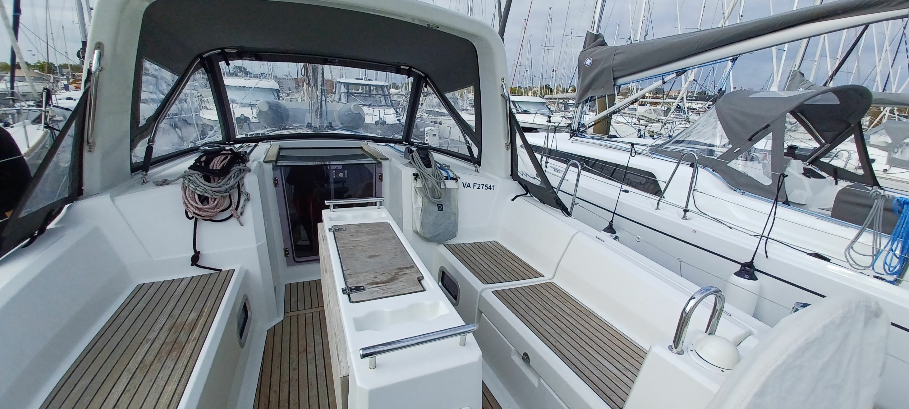 Beneteau Oceanis 35 | Colibri