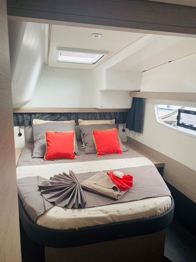 Fountaine Pajot Isla 40 | Angela