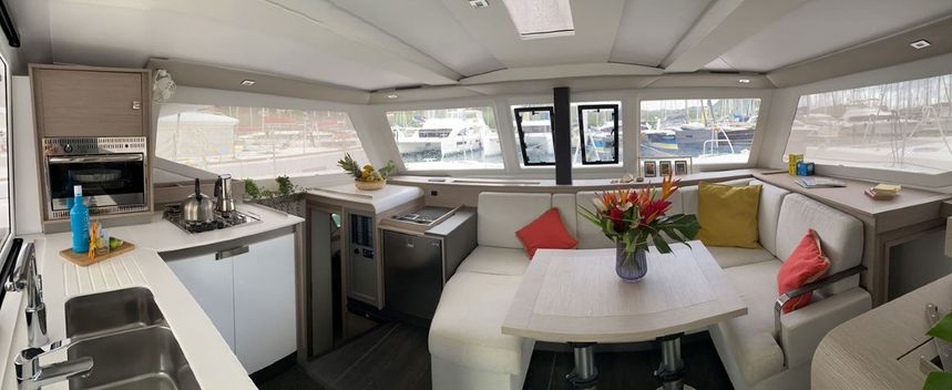 Fountaine Pajot Isla 40 | Angela