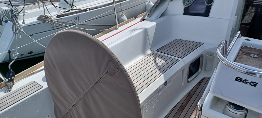 Jeanneau Sun Odyssey 389 | Aloha