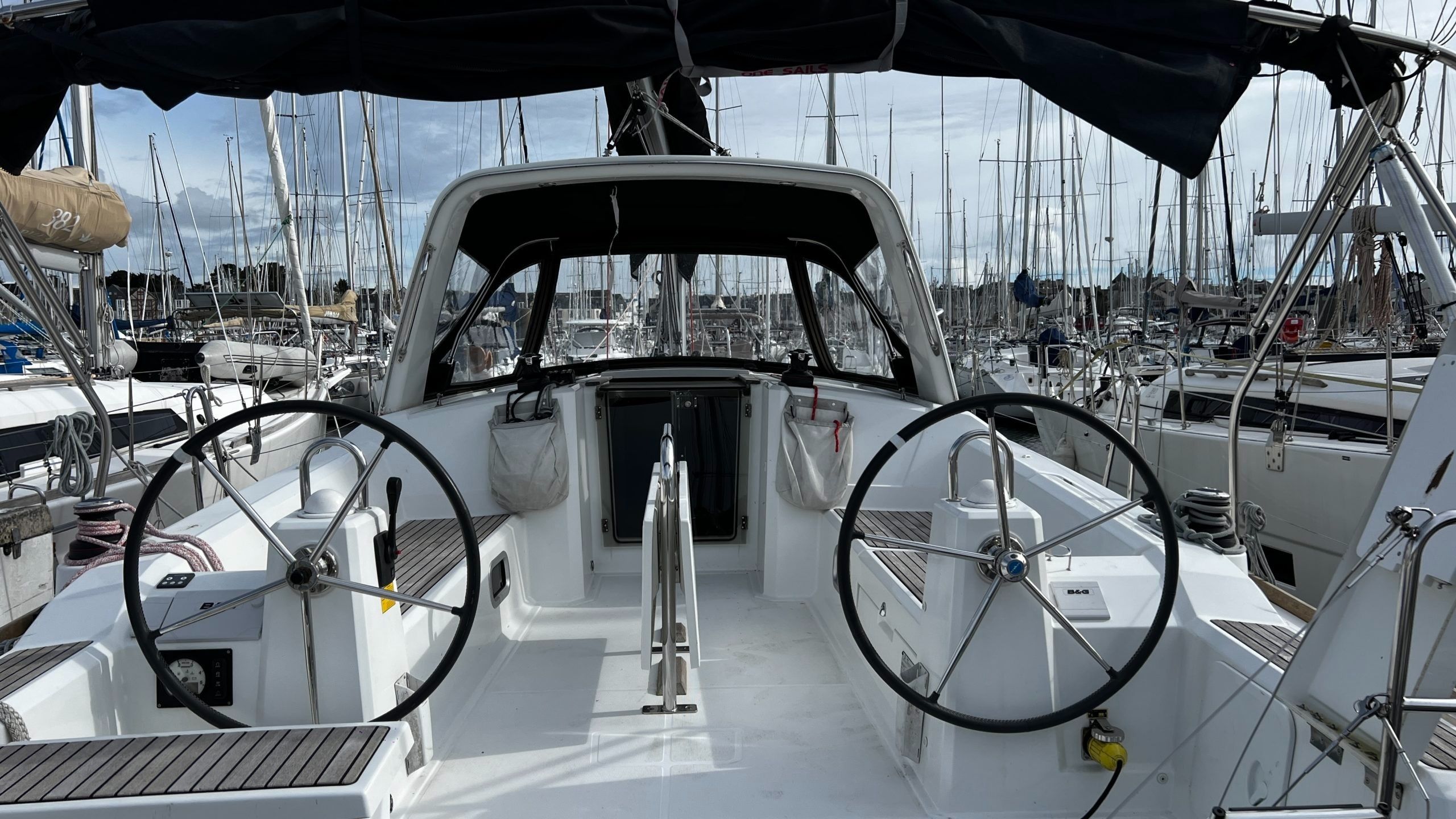 Beneteau Oceanis 38.1 | Houat Else