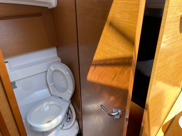 Jeanneau Sun Odyssey 410 | Sunsail 20