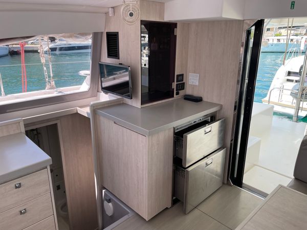 Leopard 40 | Sunsail 19