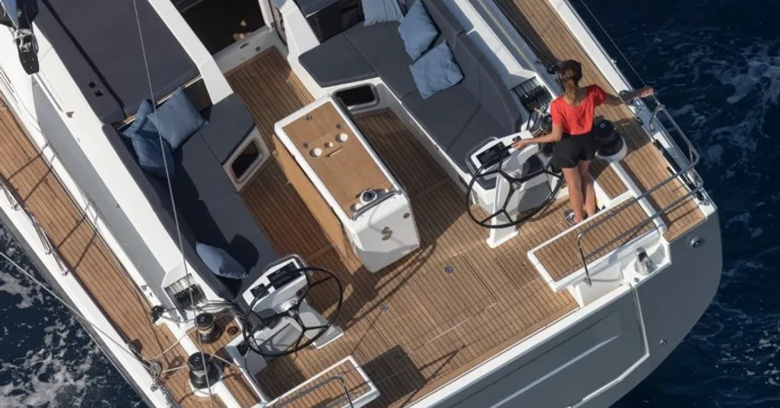 Beneteau Oceanis 51 | Sunsail 208