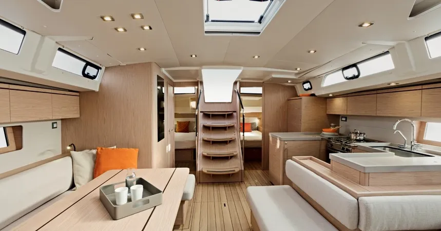 Beneteau Oceanis 51 | Sunsail 2013