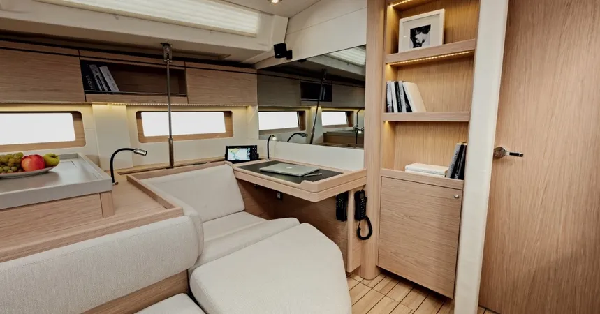 Beneteau Oceanis 51 | Sunsail 2016