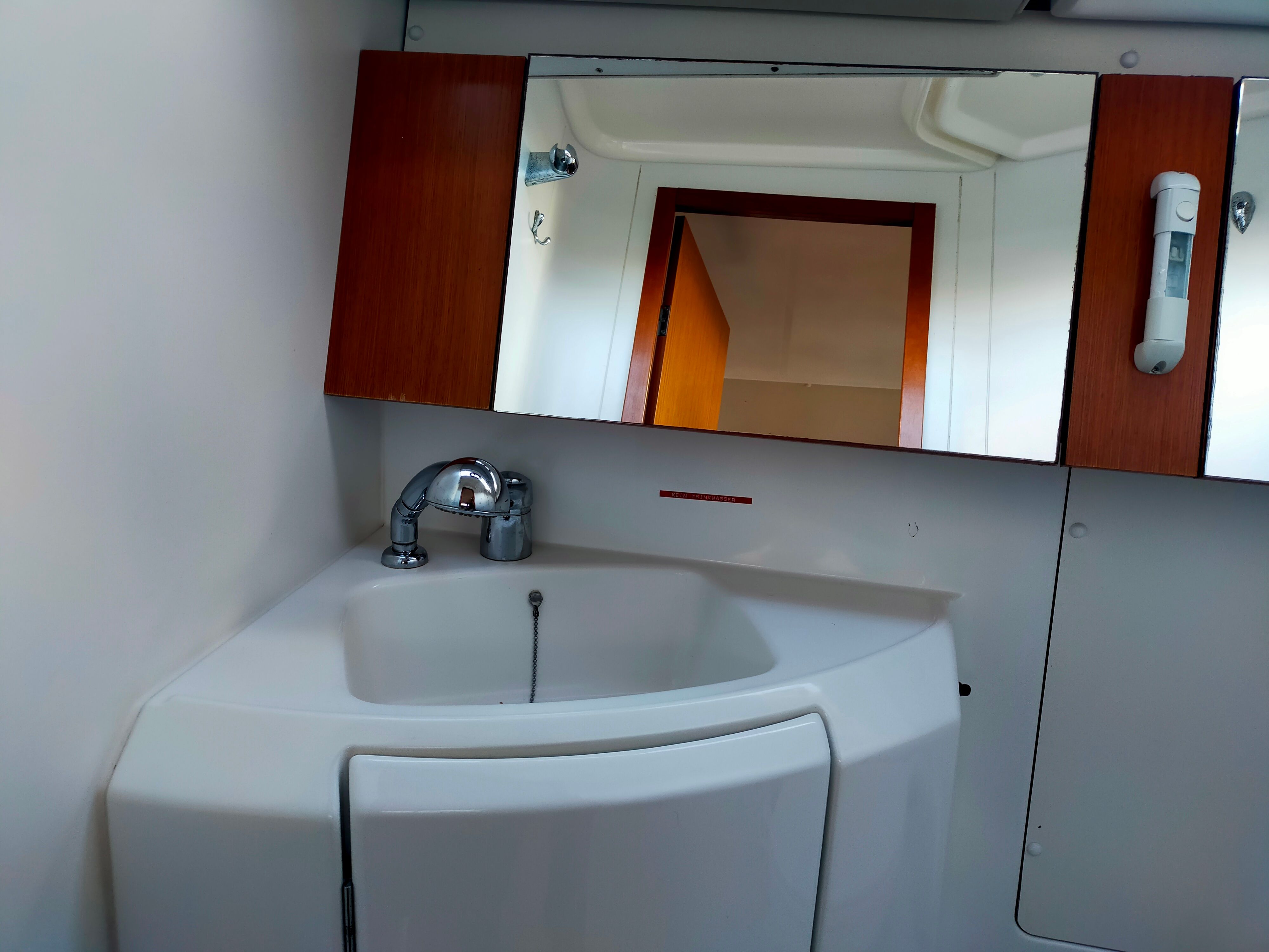 Beneteau Oceanis 34 | Dizzy Lizzy