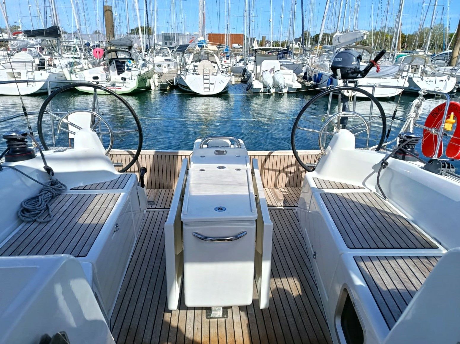 Jeanneau Sun Odyssey 410 | Black Star 2