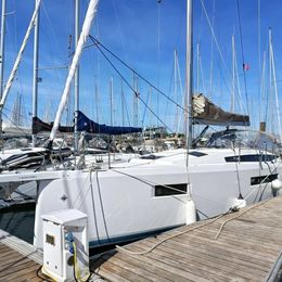 Jeanneau Sun Odyssey 410 | Black Star 2