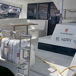 Fountaine Pajot Lucia 40 | Be Happy