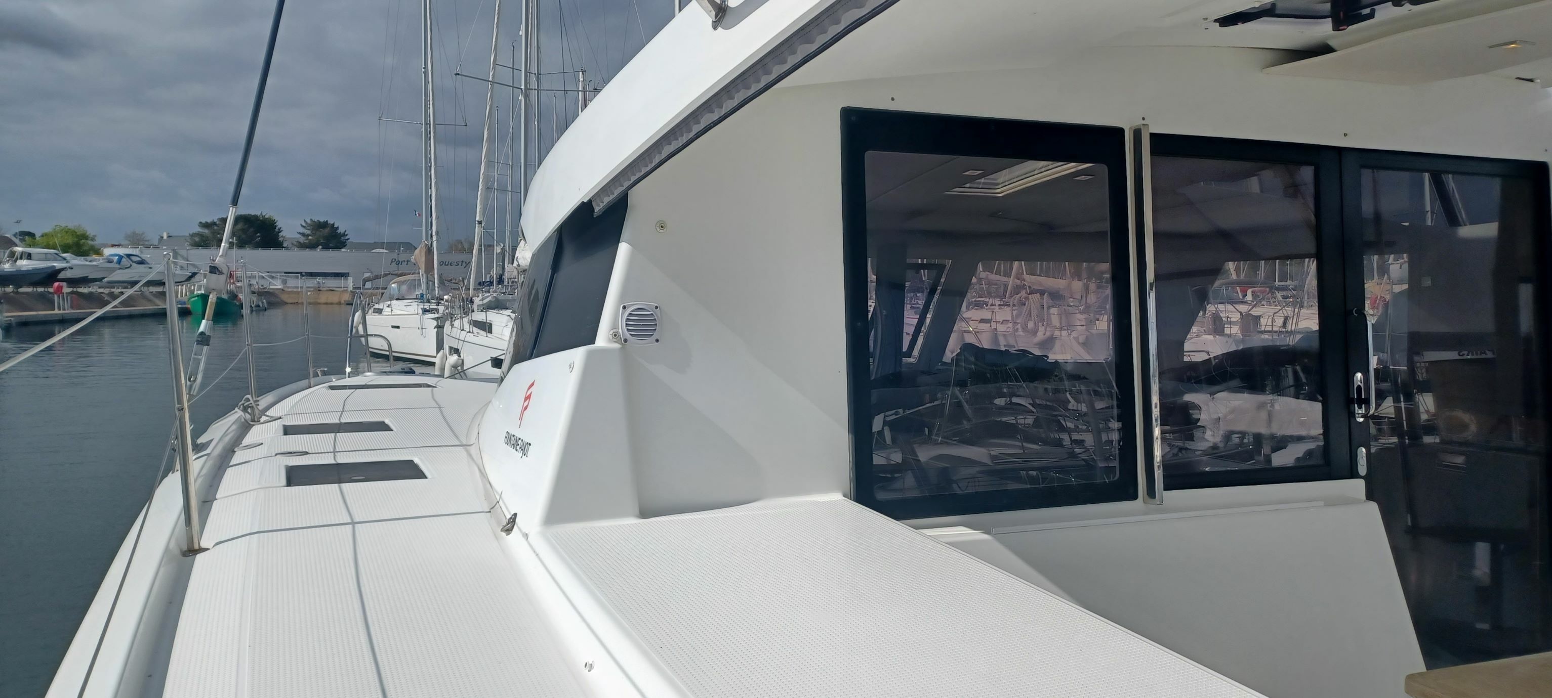 Fountaine Pajot Lucia 40 | Be Happy