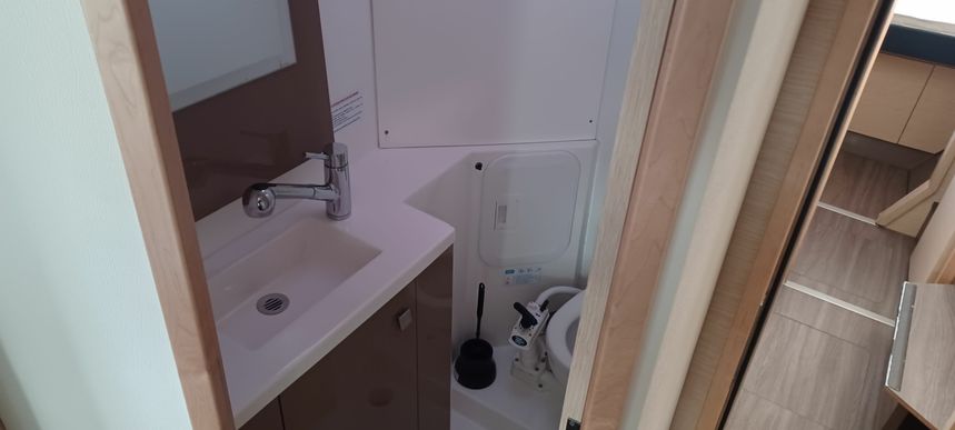 Fountaine Pajot Lucia 40 | Be Happy