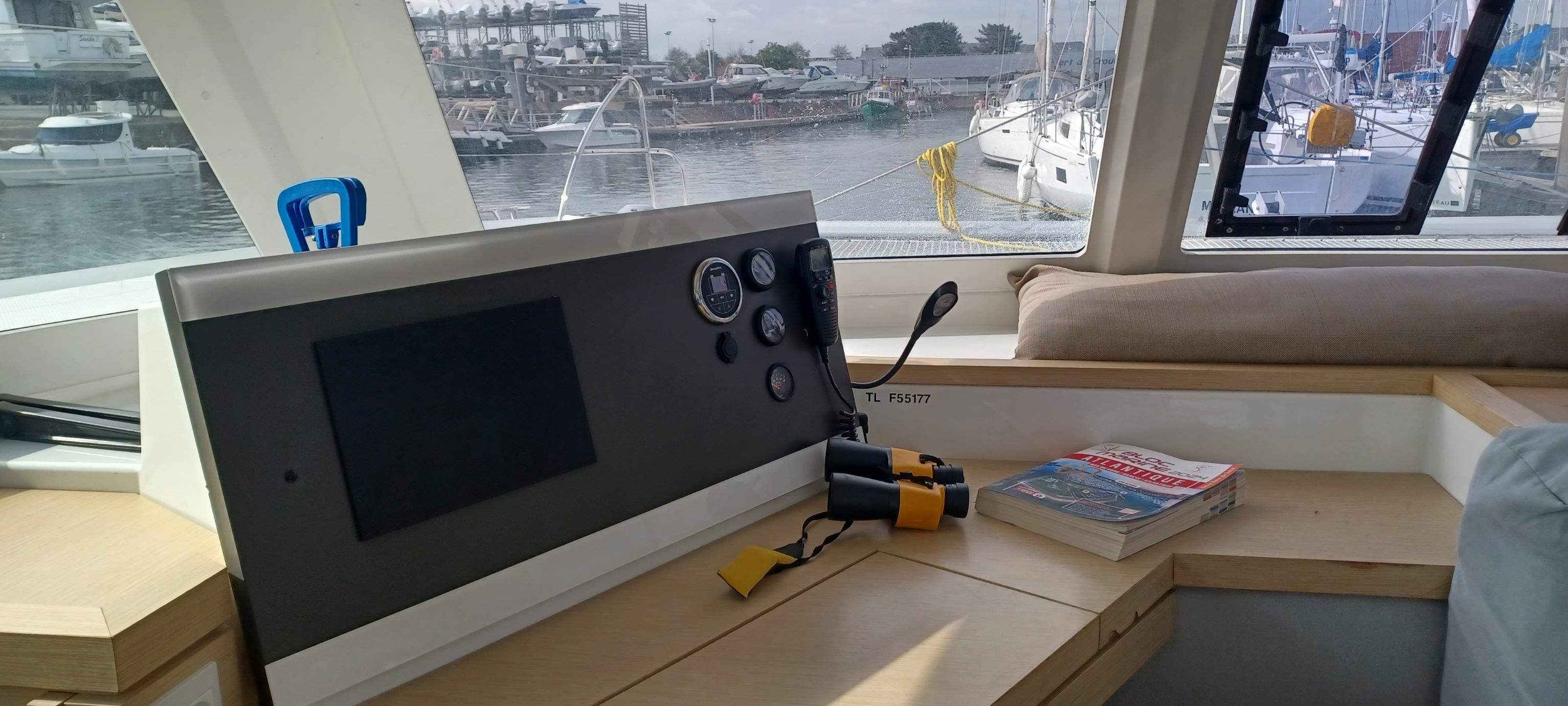 Fountaine Pajot Lucia 40 | Be Happy