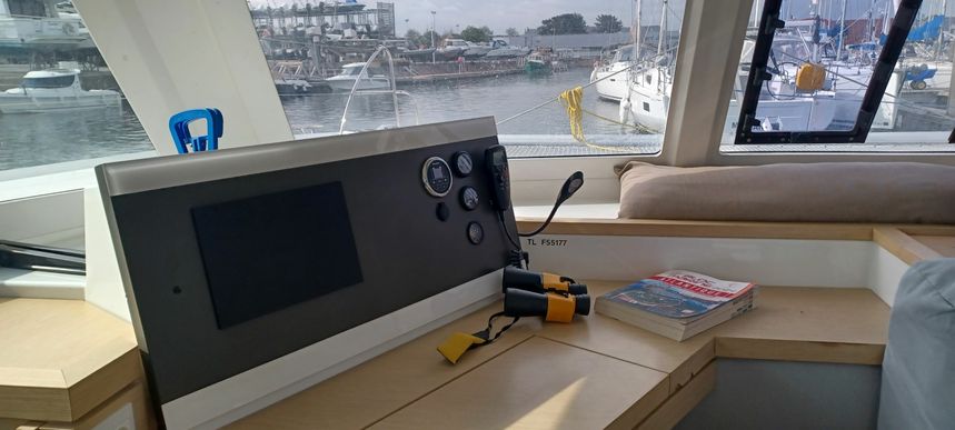 Fountaine Pajot Lucia 40 | Be Happy