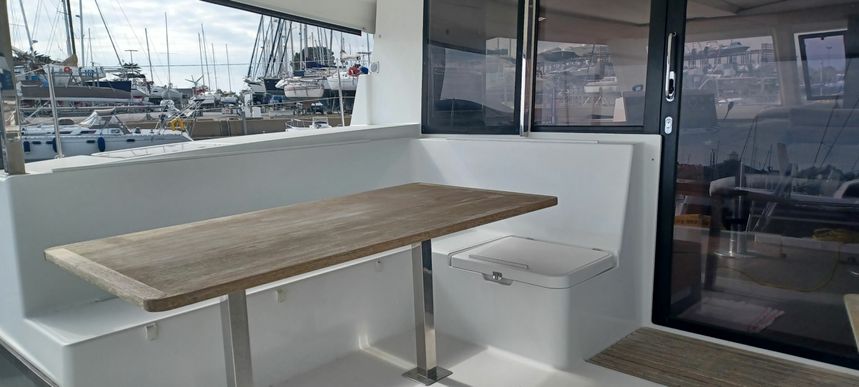 Fountaine Pajot Lucia 40 | Be Happy