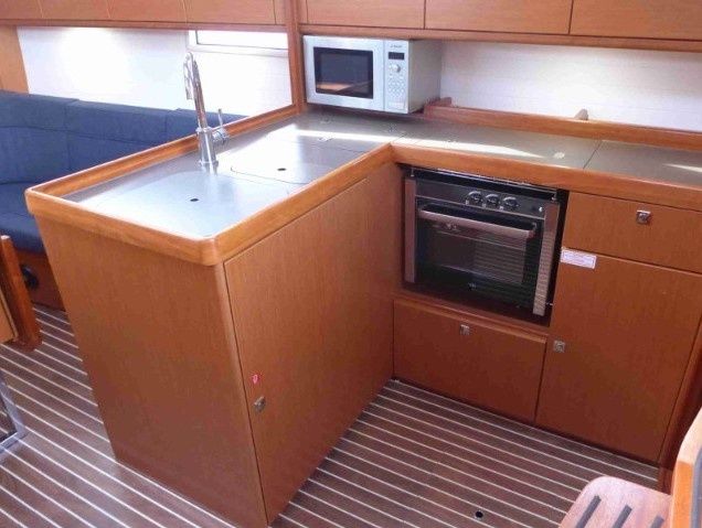 Bavaria Cruiser 37 | Blue Passion