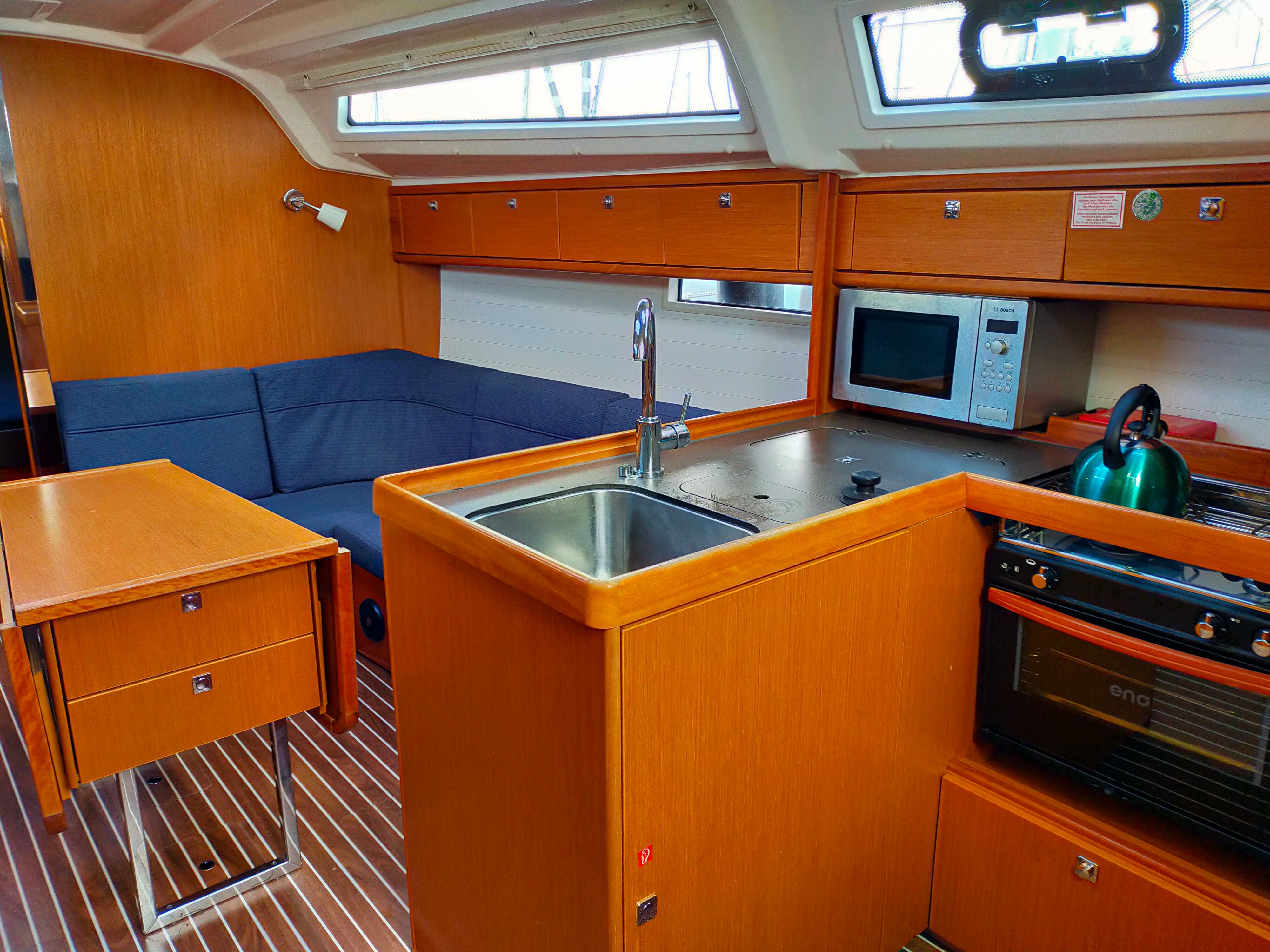Bavaria Cruiser 37 | Blue Passion