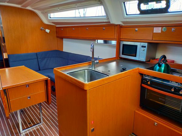 Bavaria Cruiser 37 | Blue Passion