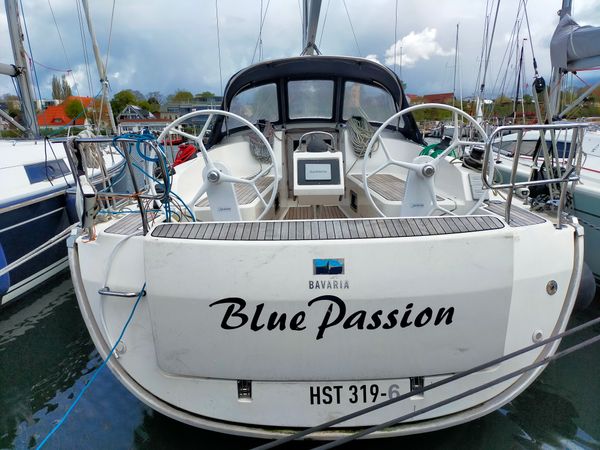 Bavaria Cruiser 37 | Blue Passion
