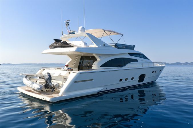 Ferretti 681 | Dominique