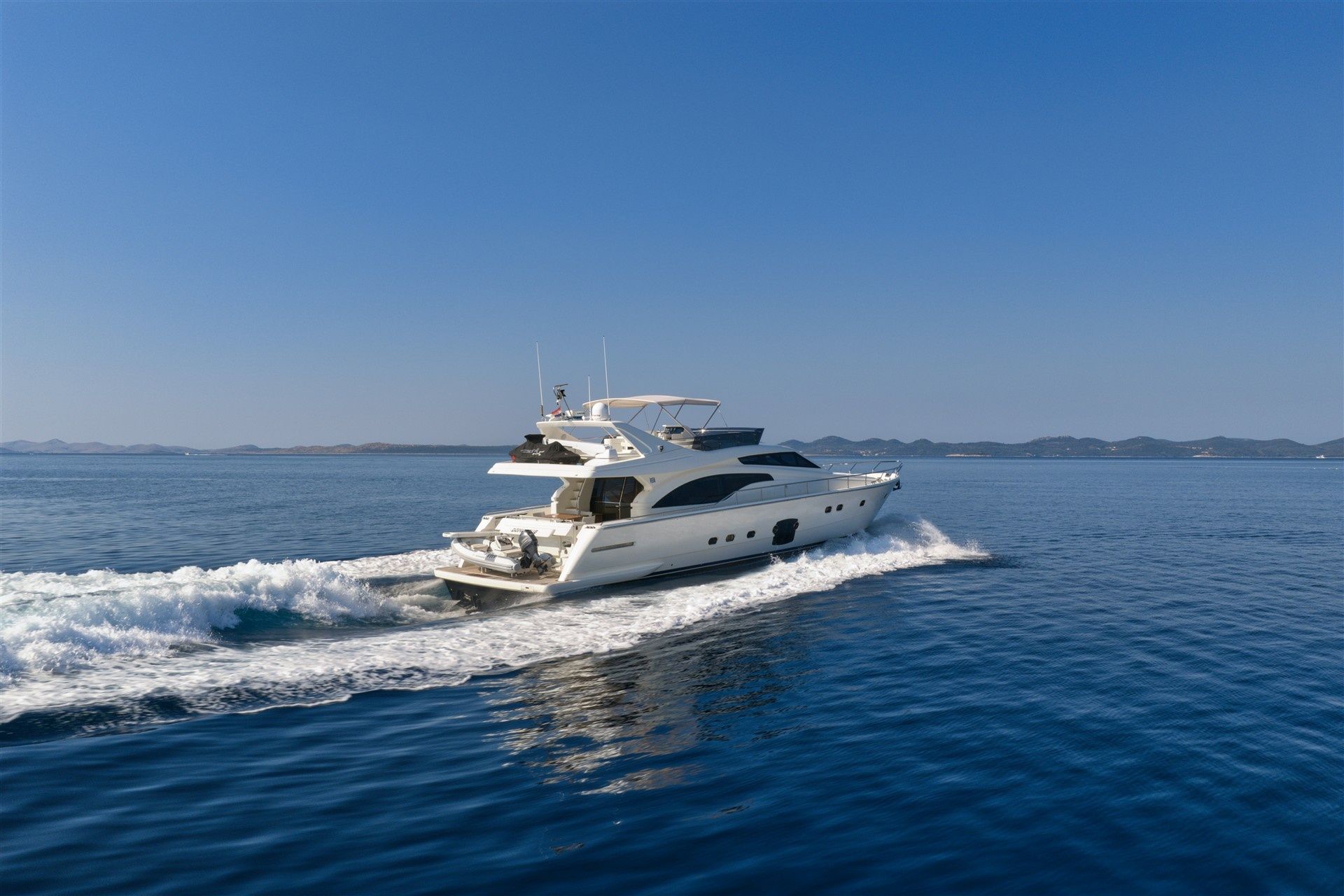 Ferretti 681 | Dominique