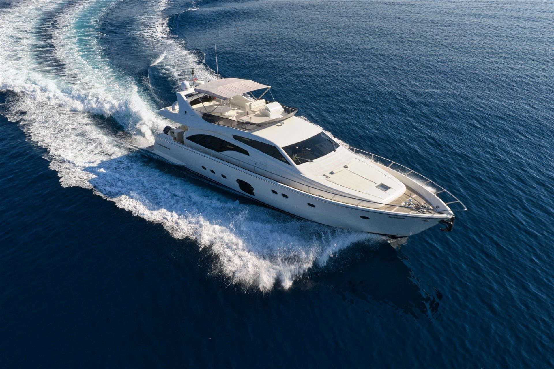 Ferretti 681 | Dominique