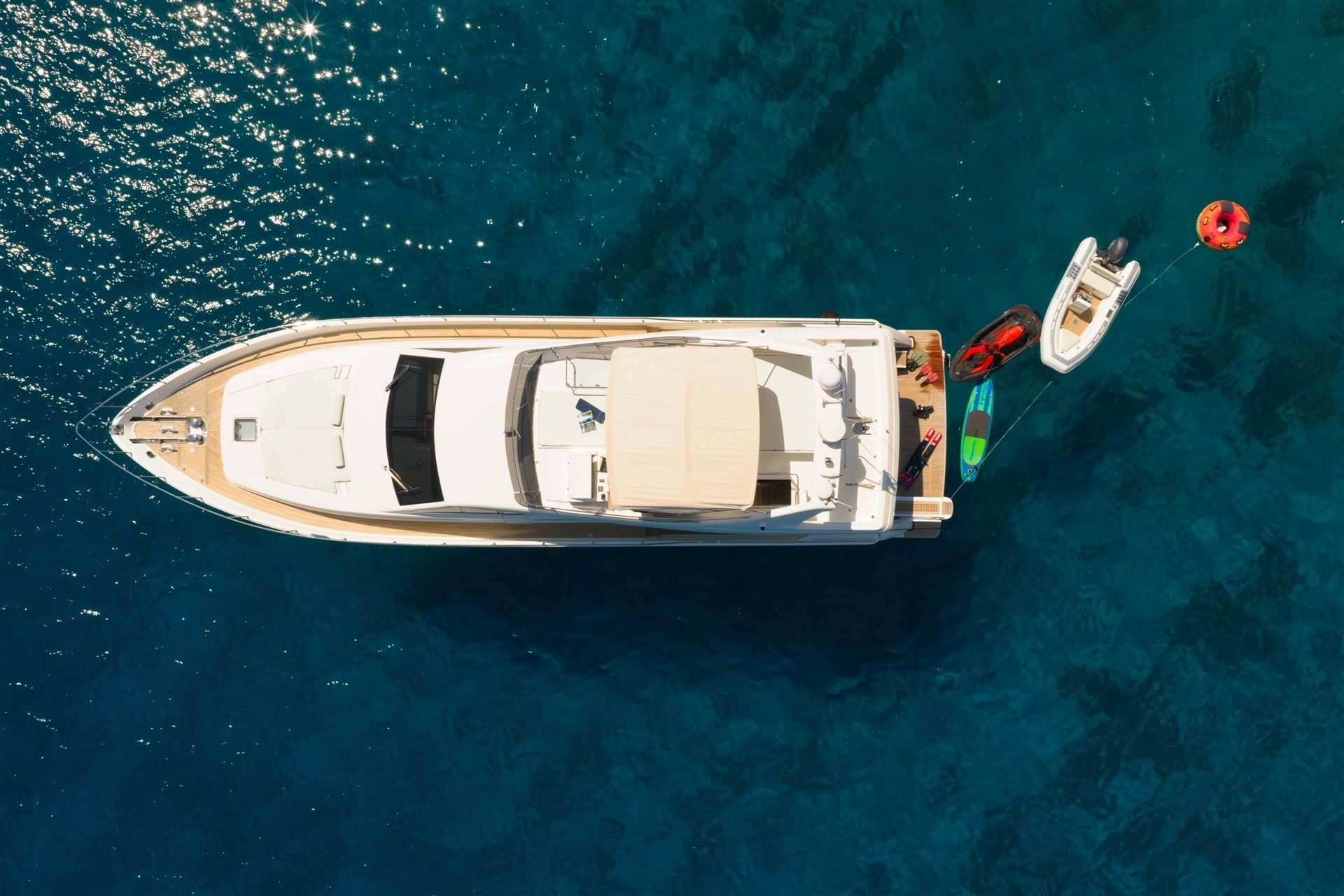 Ferretti 681 | Dominique