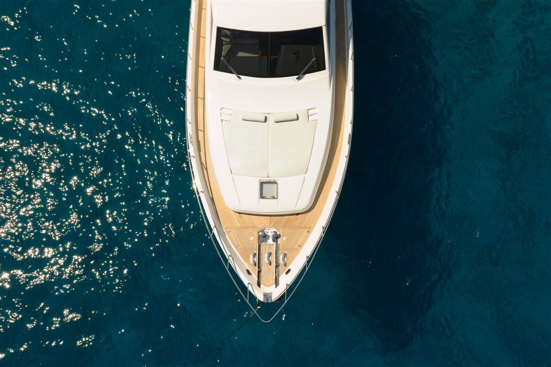 Ferretti 681 | Dominique