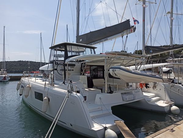 Lagoon 42 | MareFiero