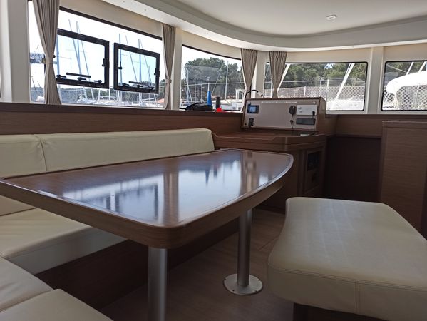 Lagoon 42 | MareFiero