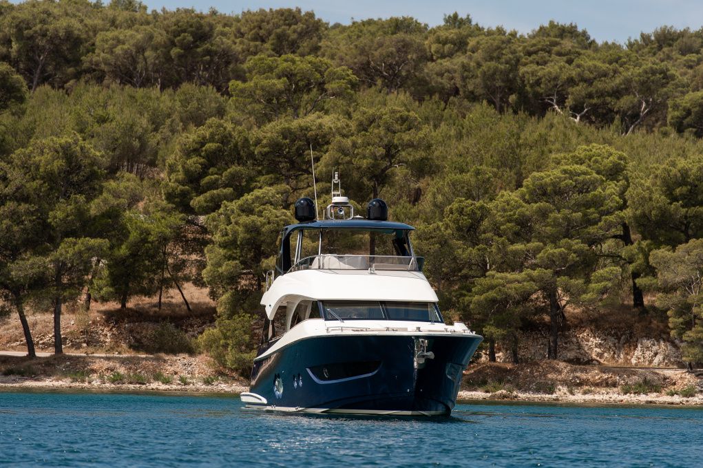 Beneteau Monte Carlo 66 | Five Weeks