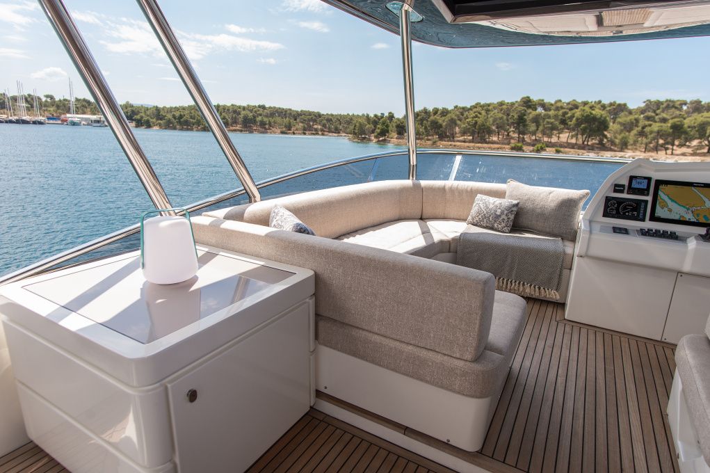 Beneteau Monte Carlo 66 | Five Weeks