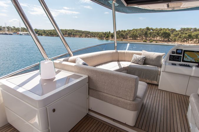 Beneteau Monte Carlo 66 | Five Weeks