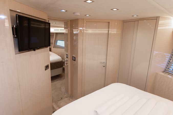 Beneteau Monte Carlo 66 | Five Weeks