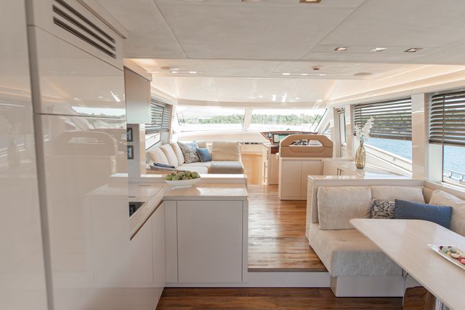 Beneteau Monte Carlo 66 | Five Weeks