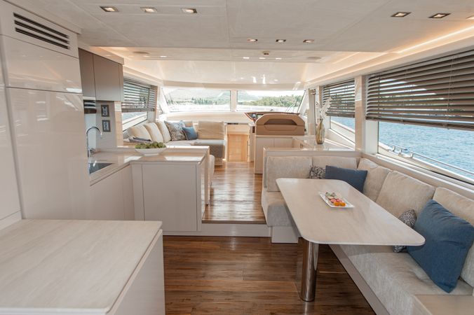 Beneteau Monte Carlo 66 | Five Weeks