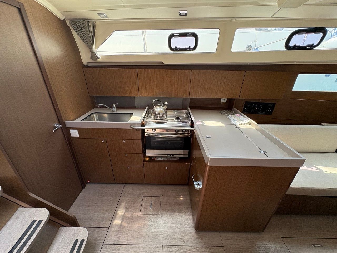 Beneteau Oceanis 41.1 | Senza Frontiere