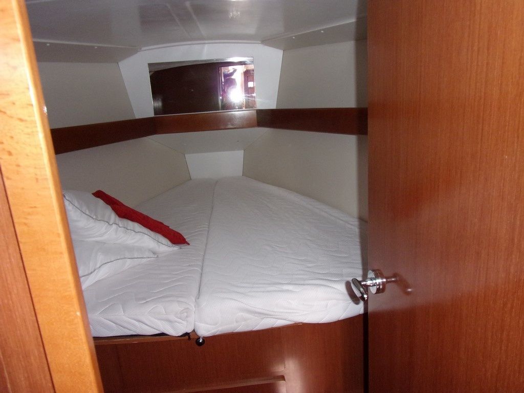 Beneteau Oceanis 37 | Beleza