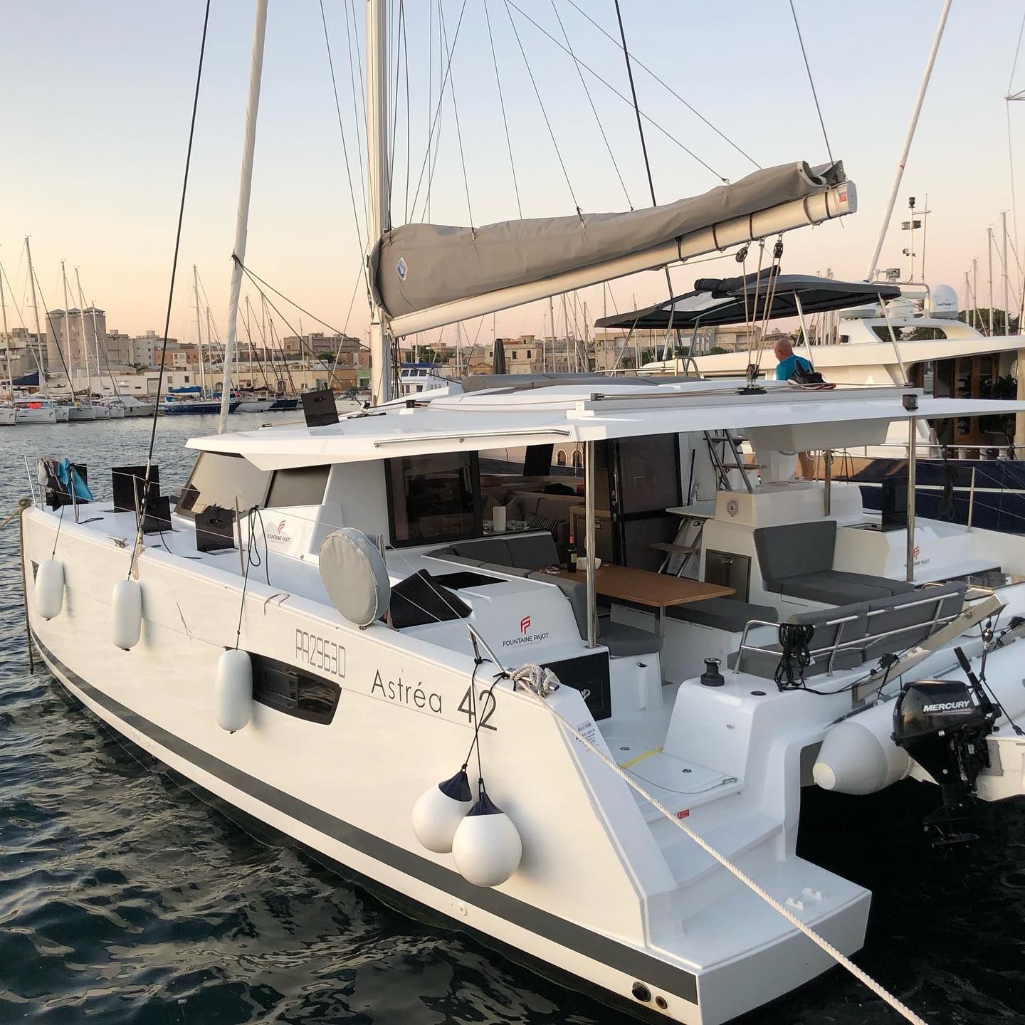 Fountaine Pajot Astrea 42 | Astrea