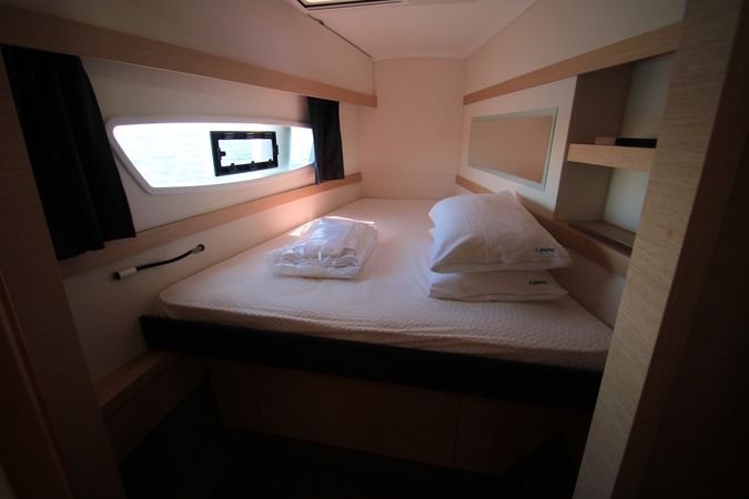 Fountaine Pajot Lucia 40 | Lipara