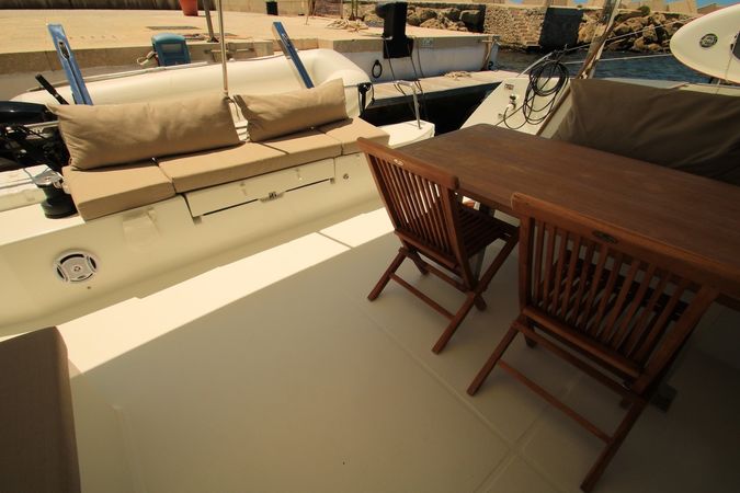 Fountaine Pajot Lucia 40 | Lipara