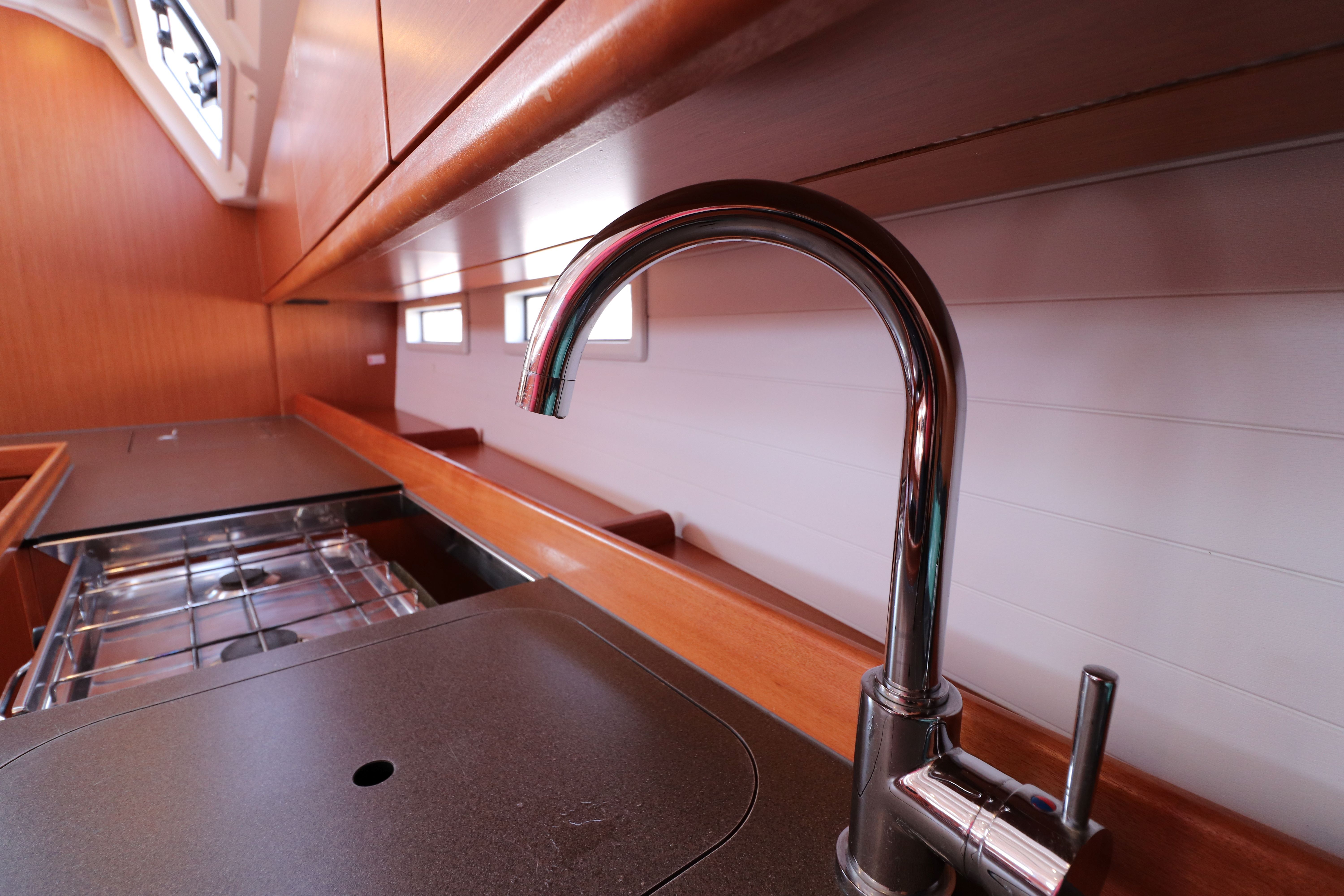 Bavaria Cruiser 46 | Ocean Breeze